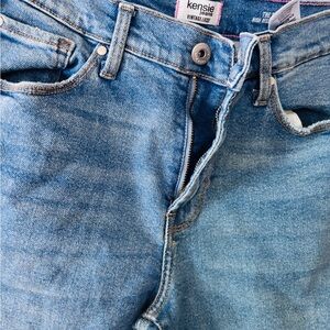 Kensie Vintage luxe 6/28 Jeans
Never worn like new!